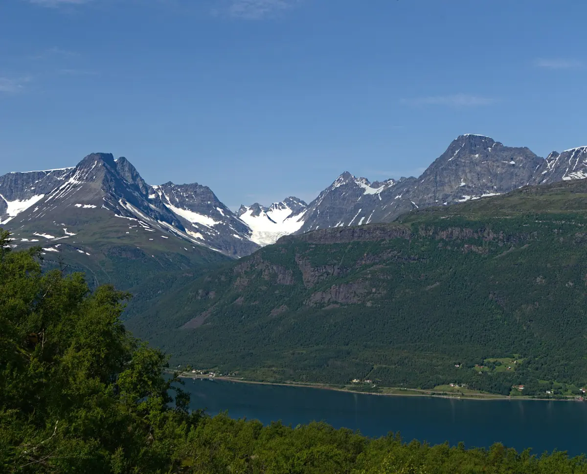 View towards Steindalsbreen from Falsnesfjellet